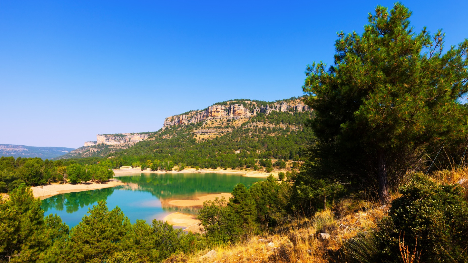 Vacances en Ardèche : que faire et à quoi s’attendre selon la saison ?